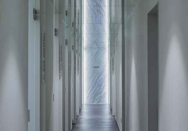 Ceramique Clinic 시술 복도